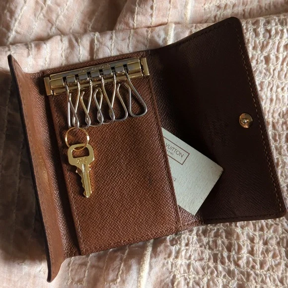 Authentic LV Key/Card Case